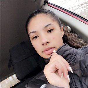 Meet your Posher, Arianna